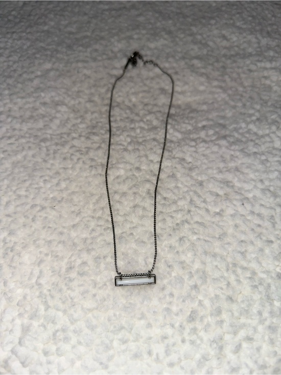 Kendra Scott Jewelry - Kendra Scott Silver Bar Necklace with White Inlay
